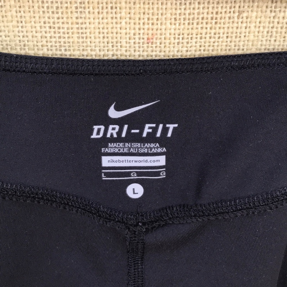 LN Nike Capri Dri-fit leggings - Sz L - Picture 4 of 5